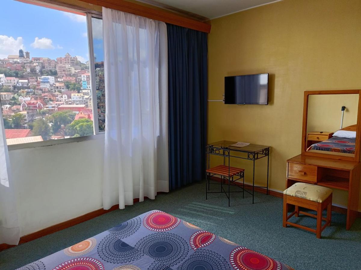 Aina Hotel Antananarywa Zewnętrze zdjęcie